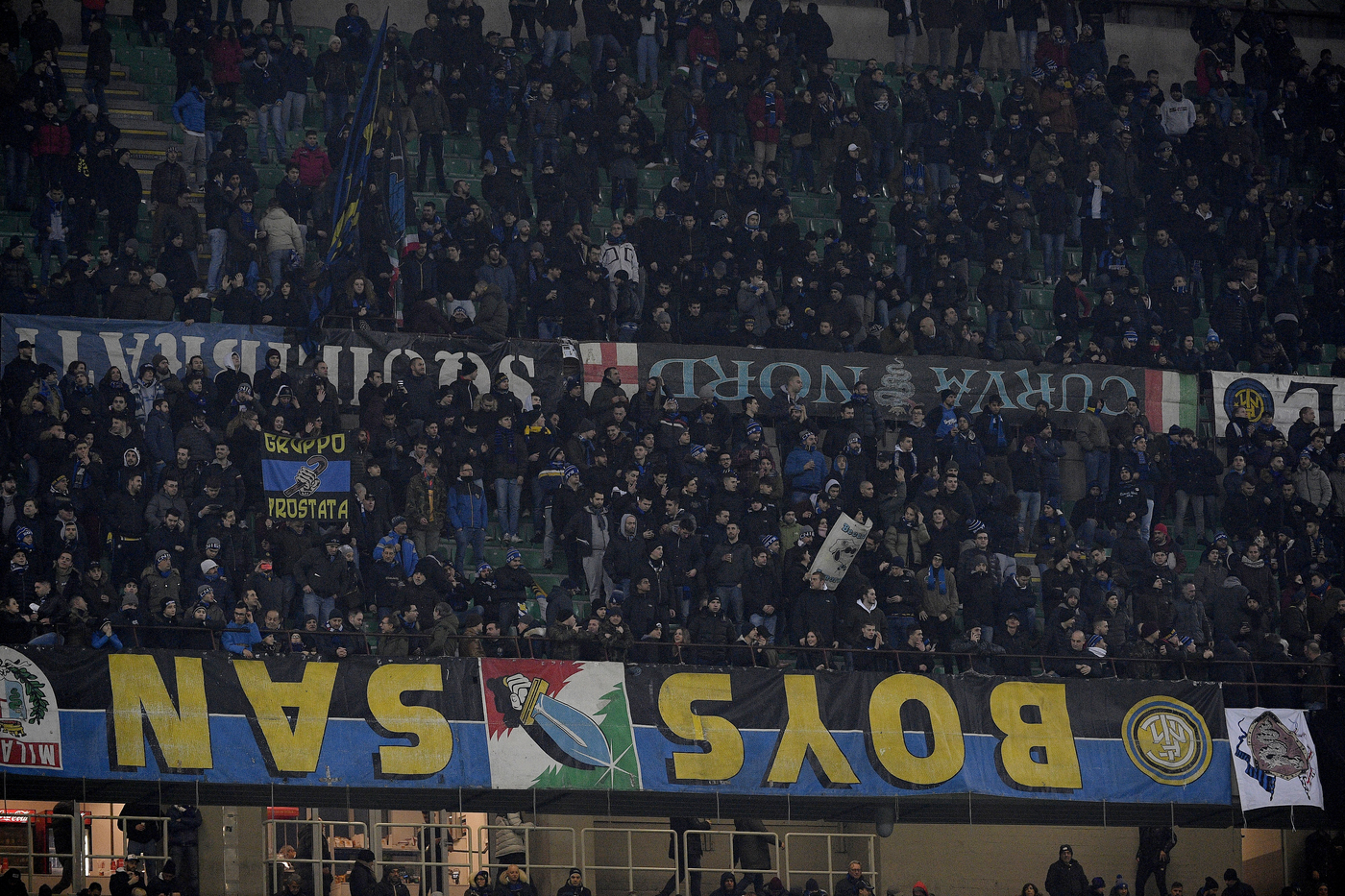 I tifosi dell'Inter in Curva Nord a San Siro