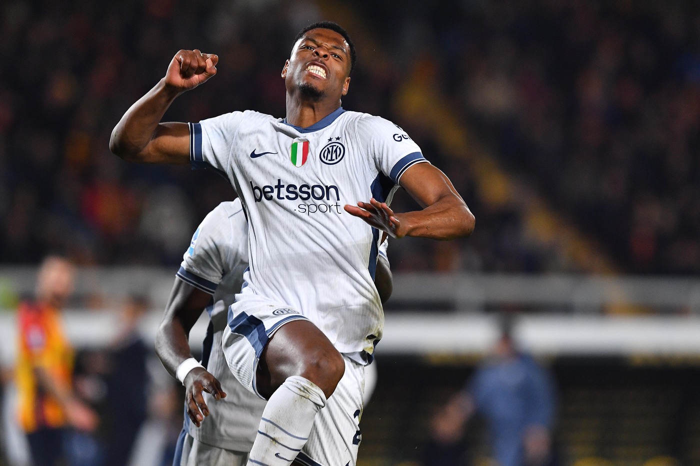 Denzel Dumfries Inter