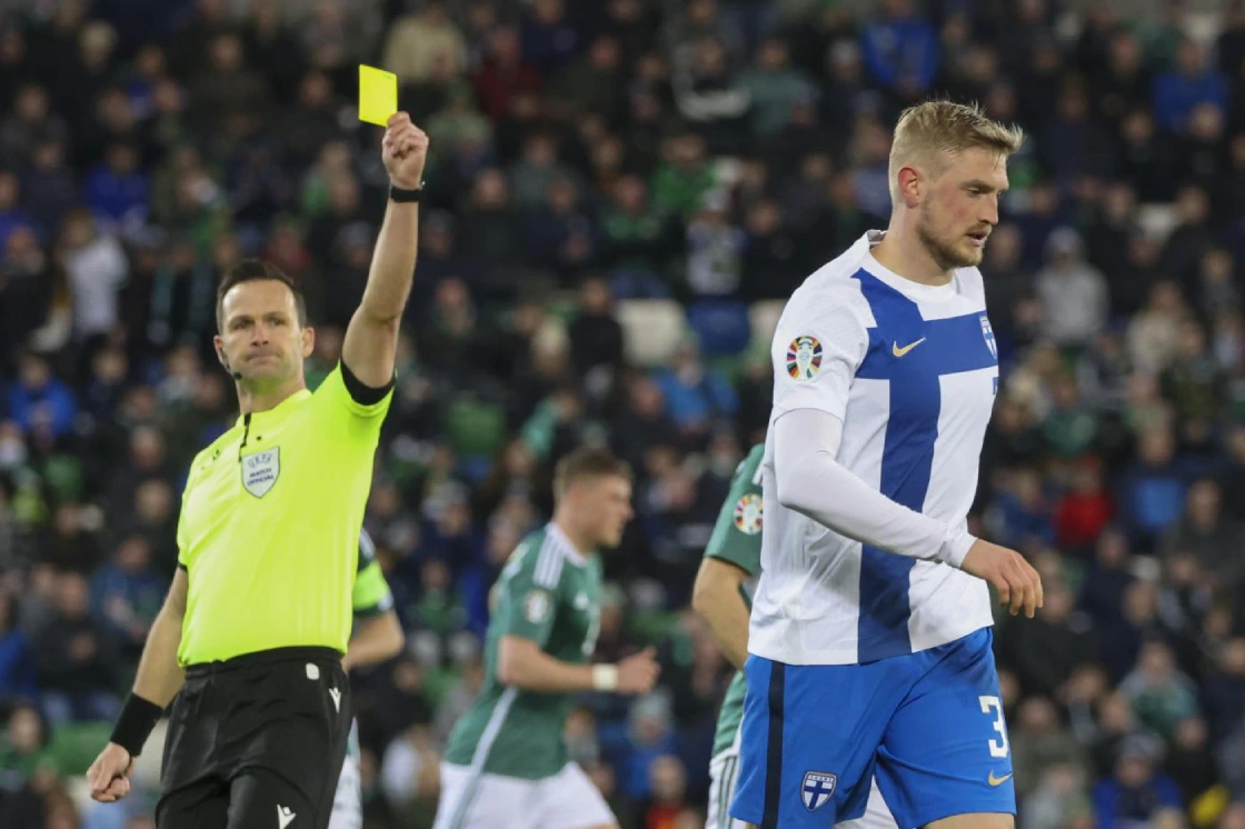 Ivan Kružliak arbitro Inter Feyenoord Champions League 2024-2025