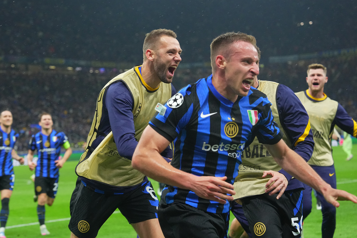 nerazzurrisiamonoi-Qui-Appiano-nemmeno-Frattesi-a-Torino-esperimento-Zalewski