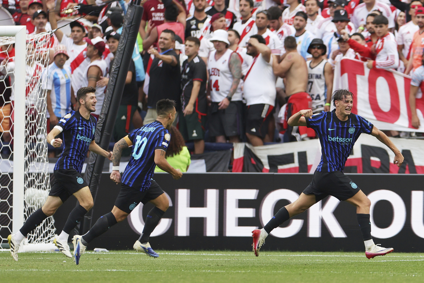 Pio Esposito Inter