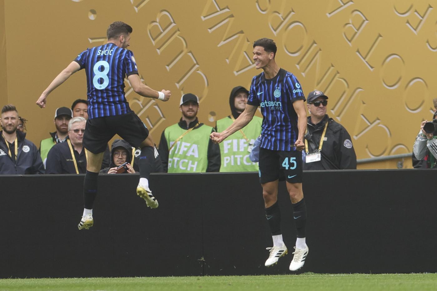 Valentin Carboni festeggia il primo gol nerazzurro al Mondiale per Club Nerazzurrisiamonoi.it