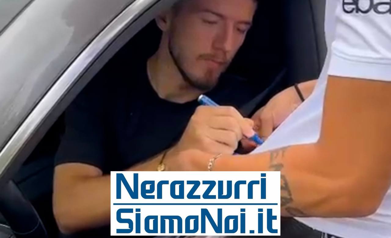 L'arrivo dei giocatori dell'Inter ad Appiano Gentile Nerazzurrisiamonoi.it