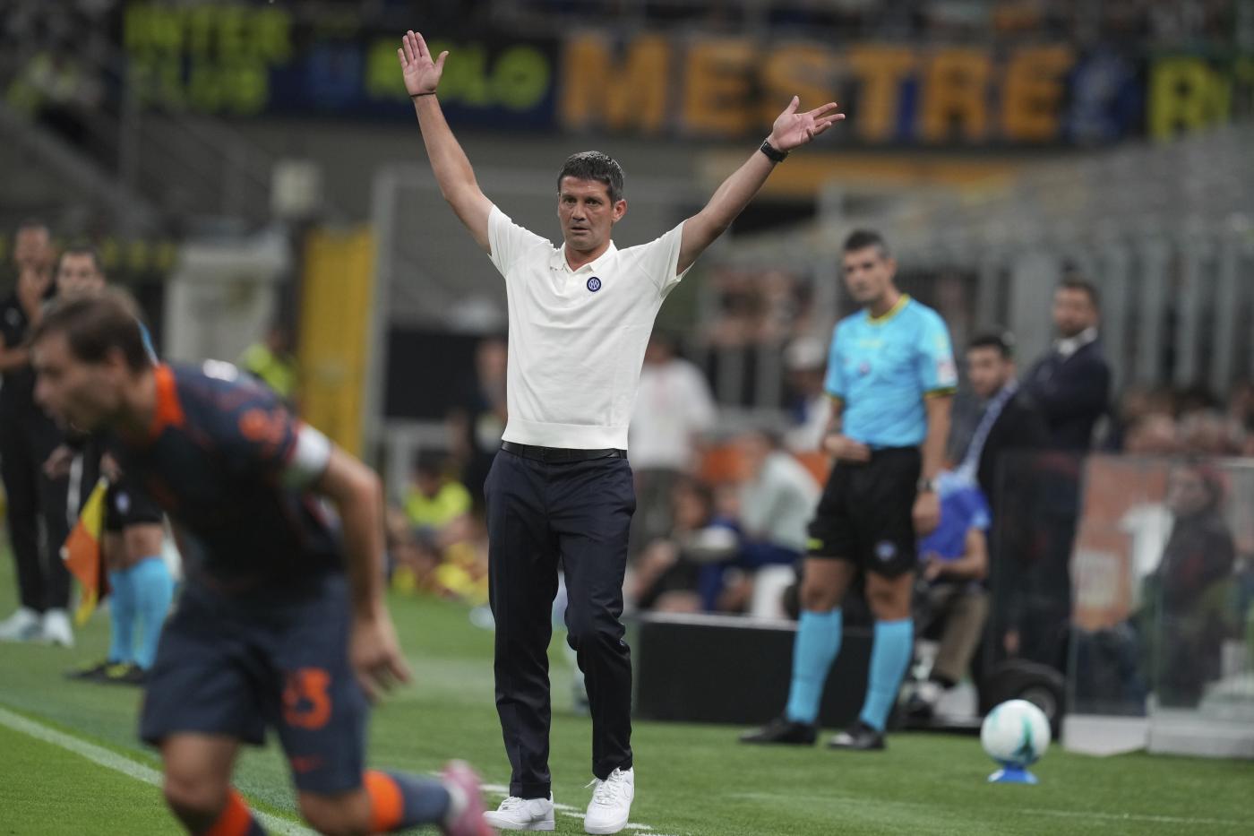 nerazzurrisiamonoi-qui-appiano-l-agenda-di-chivu-tre-punti-lavoro-poi-riposo.