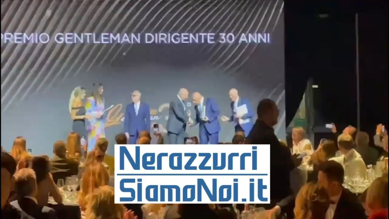 stretta di mano tra Marotta e Galliani Gentleman Fair Play