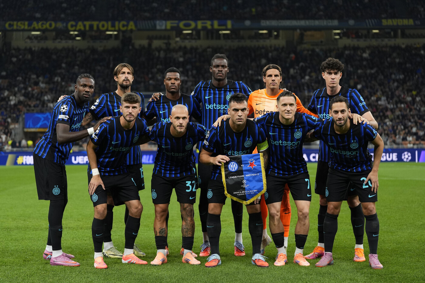Inter Slavia Praga Inter pagelle quotidiani sportivi Champions League 2025-2026