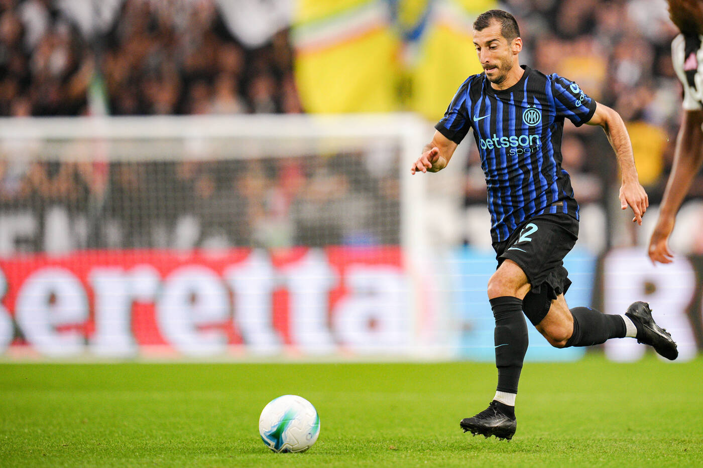 nerazzurrisiamonoi-thuram-ci-siamo-mkhitaryan-out-per-un-mese nerazzurrisiamonoi-thuram-ci-siamo-mkhitaryan-out-per-un-mese