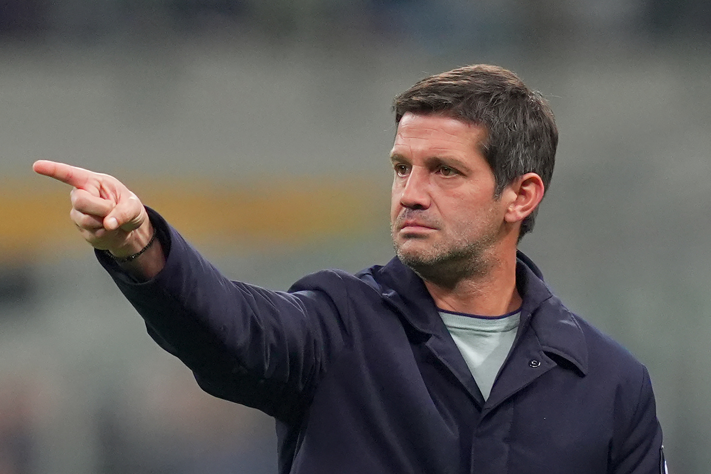 Il tecnico dell'Inter Cristian Chivu durante la sfida di Champions League contro il Kairat Almaty a San Siro Nerazzurrisiamonoi.it