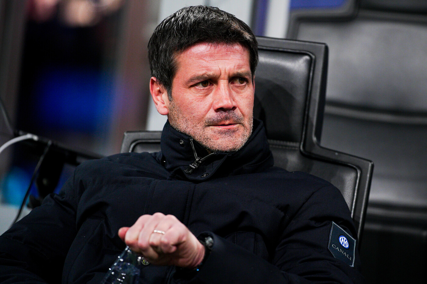 Cristian Chivu in panchina durante Inter-Arsenal Nerazzurrisiamonoi.it