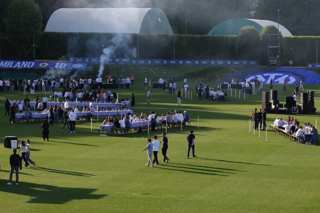 BBQ con i dipendenti dell'Inter ad Appiano Gentile