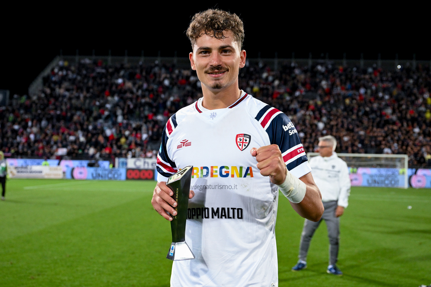 Sebastiano Esposito riscatto Cagliari calciomercato Inter