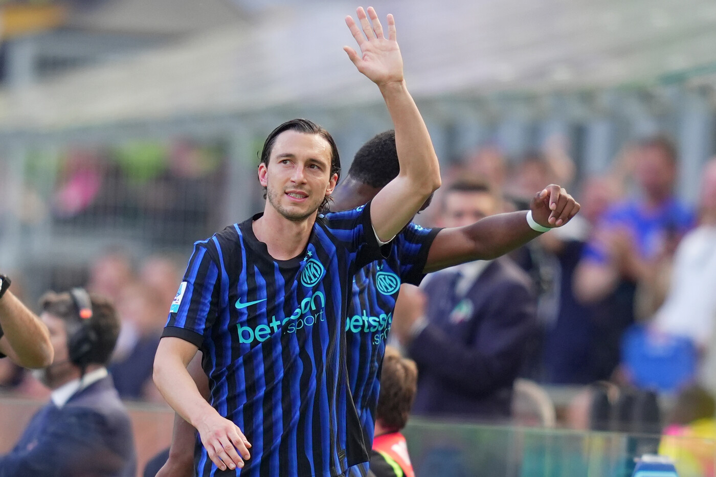 inter-darmian-tra-campo-e-scrivania...